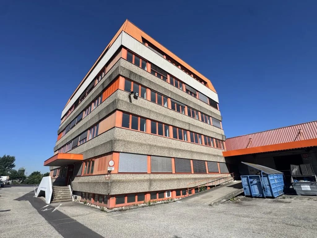 Gewerbeimmobilie mieten in Linz – 1 309 m², € 14.187 – Bild 2 von 22