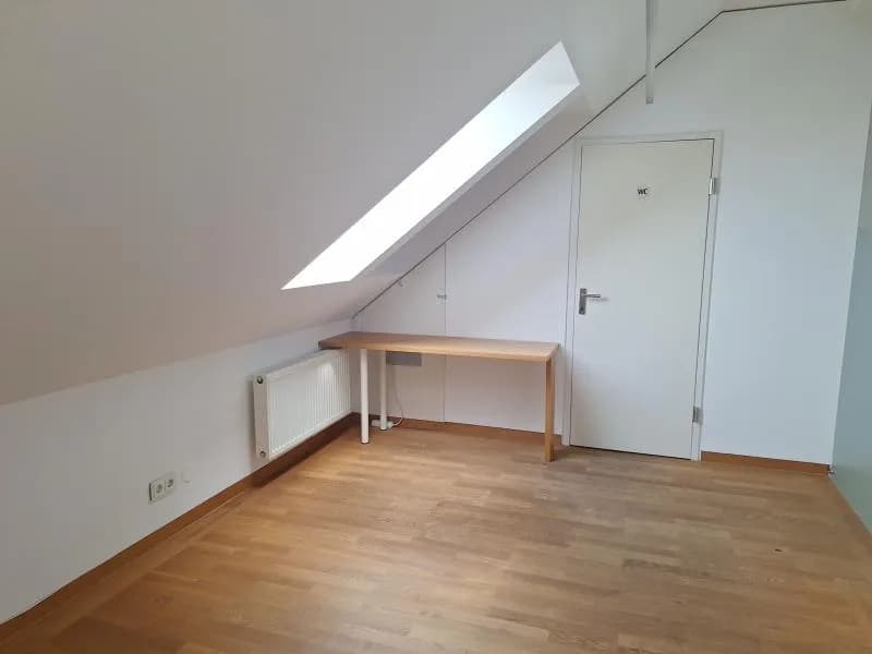6-Zimmer-Gewerbeimmobilie mieten in Wels – 154,5 m², € 1.571 – Bild 27 von 28