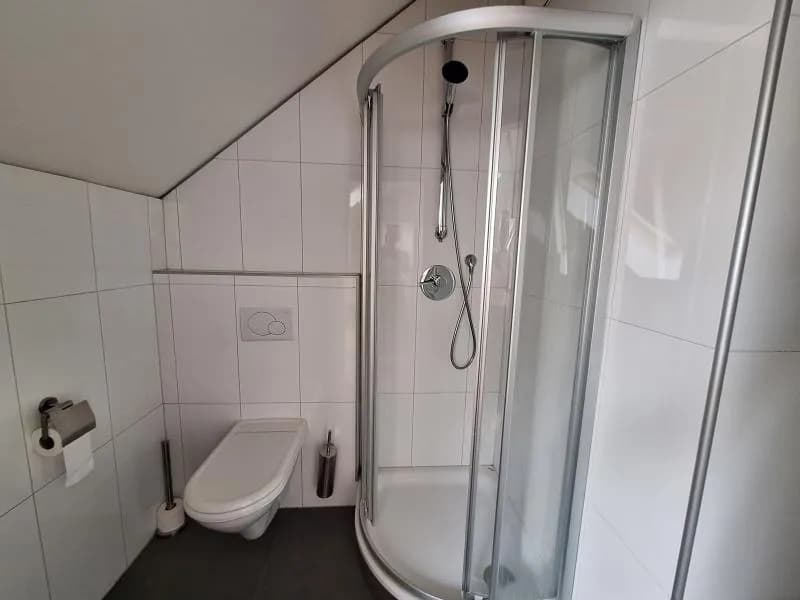 6-Zimmer-Gewerbeimmobilie mieten in Wels – 154,5 m², € 1.571 – Bild 28 von 28