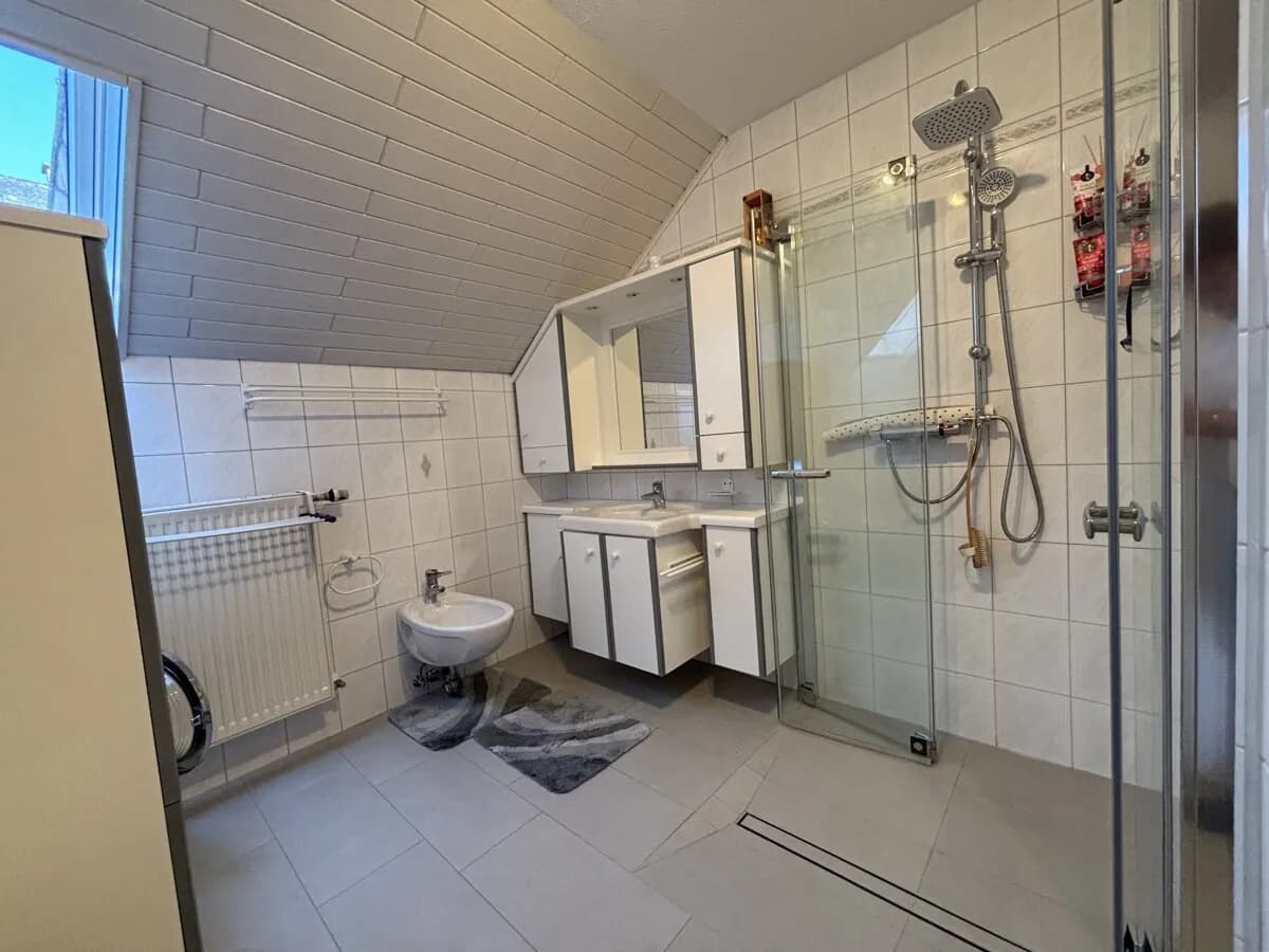 7-Zimmer-Haus kaufen in Amstetten – 216 m², € 475.000 – Bild 33 von 38