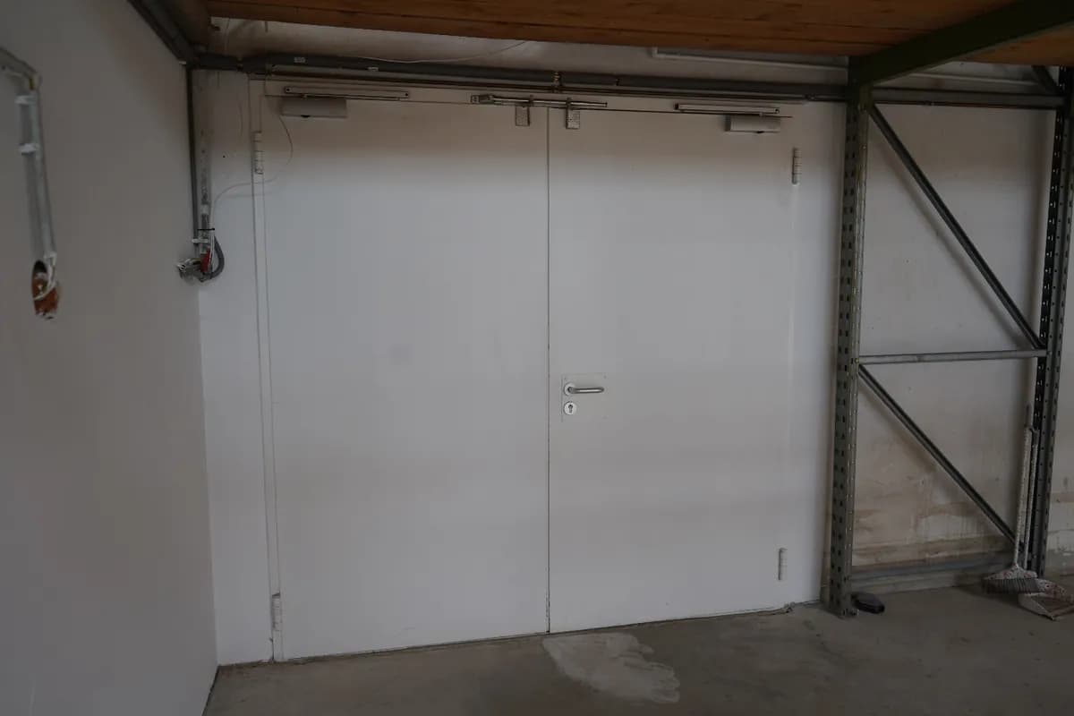Gewerbeimmobilie mieten in Baden – 100 m², € 5 – Bild 14 von 17