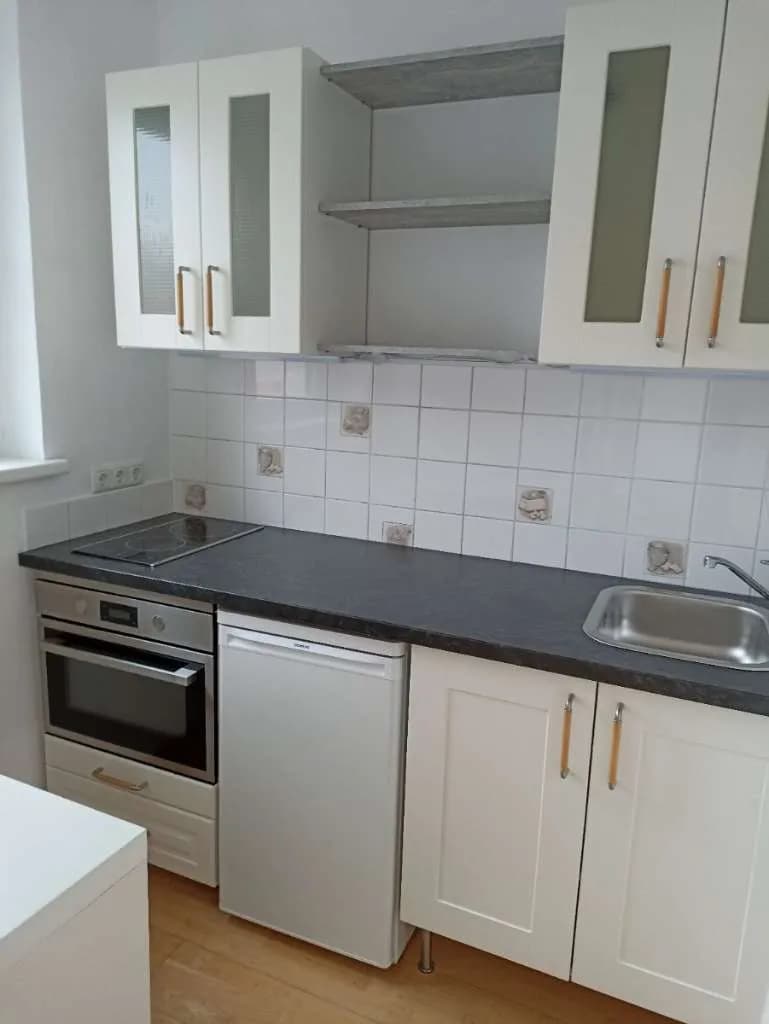 1-Zimmer-Wohnung mieten in Linz – 30 m², € 680 – Bild 2 von 3