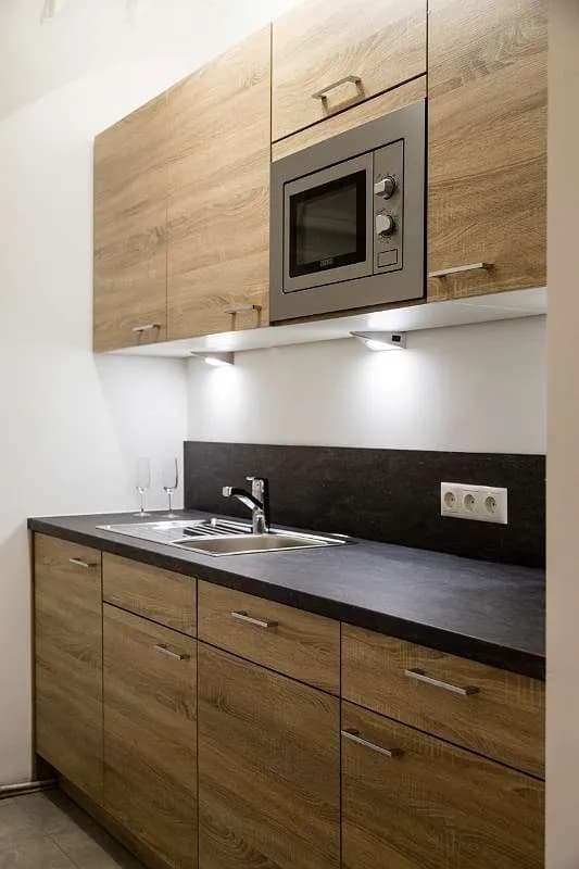 5-Zimmer-Gewerbeimmobilie mieten in Rohrbach – 270 m², € 3.872 – Bild 7 von 31