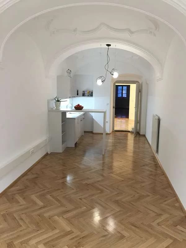 5-Zimmer-Gewerbeimmobilie mieten in Rohrbach – 270 m², € 3.872 – Bild 9 von 31