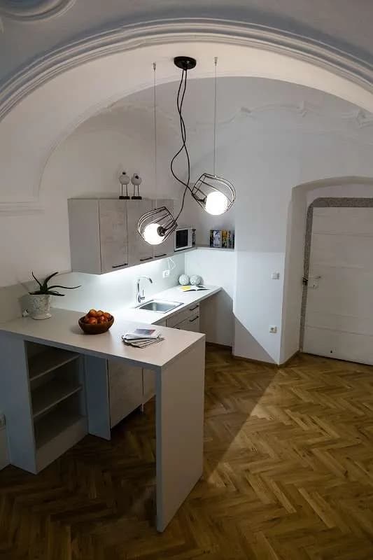 5-Zimmer-Gewerbeimmobilie mieten in Rohrbach – 270 m², € 3.872 – Bild 10 von 31