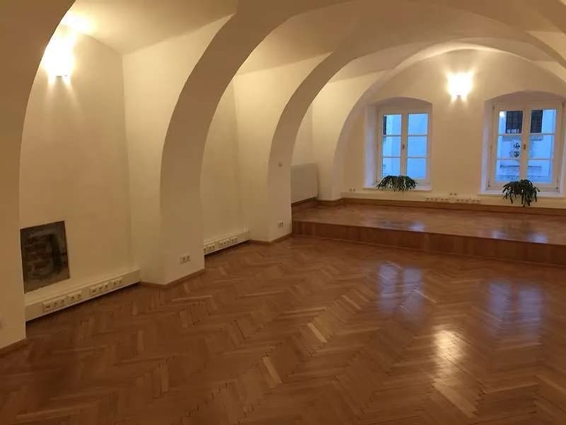 5-Zimmer-Gewerbeimmobilie mieten in Rohrbach – 270 m², € 3.872 – Bild 13 von 31