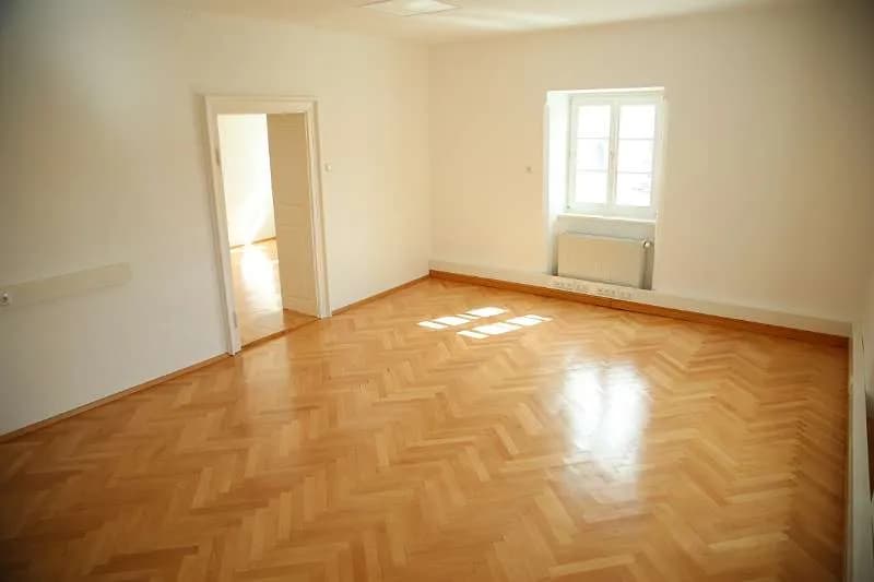 5-Zimmer-Gewerbeimmobilie mieten in Rohrbach – 270 m², € 3.872 – Bild 19 von 31