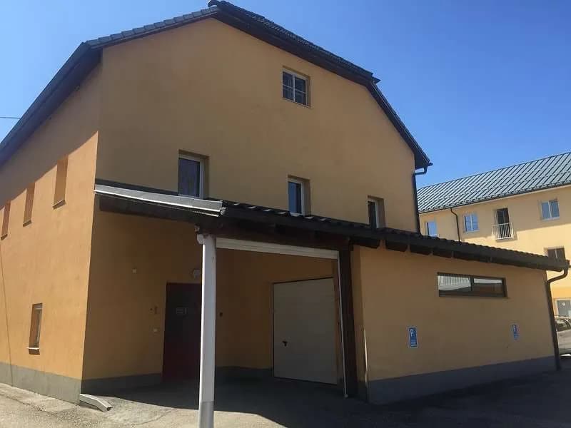 8-Zimmer-Gewerbeimmobilie mieten in Rohrbach – 290 m², € 5 – Bild 2 von 36