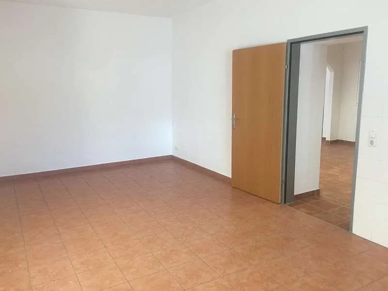 8-Zimmer-Gewerbeimmobilie mieten in Rohrbach – 290 m², € 5 – Bild 9 von 36