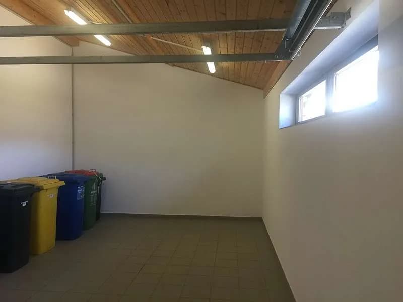 8-Zimmer-Gewerbeimmobilie mieten in Rohrbach – 290 m², € 5 – Bild 12 von 36