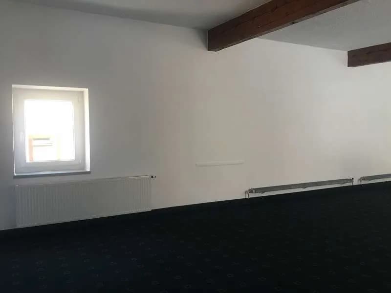 8-Zimmer-Gewerbeimmobilie mieten in Rohrbach – 290 m², € 5 – Bild 23 von 36