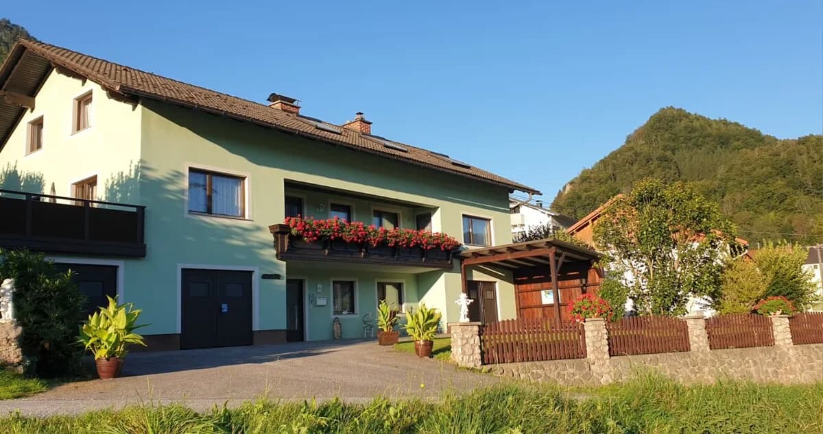 Gewerbeimmobilie kaufen in Steyr-Land – 235 m², € 450.000