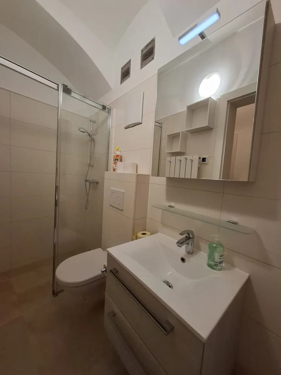 3-Zimmer-Gewerbeimmobilie mieten in Steyr – 61 m², € 564 – Bild 7 von 14