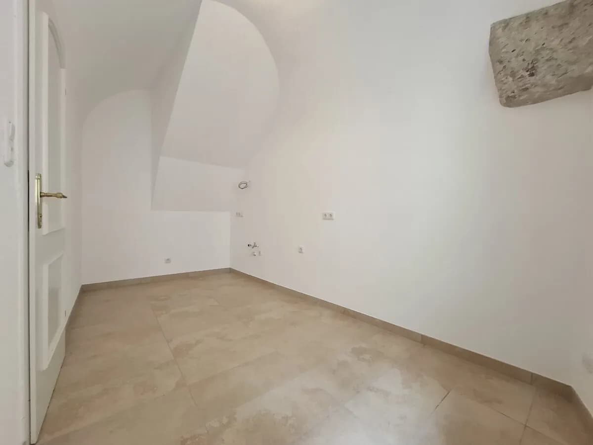3-Zimmer-Gewerbeimmobilie mieten in Steyr – 61 m², € 564 – Bild 9 von 14