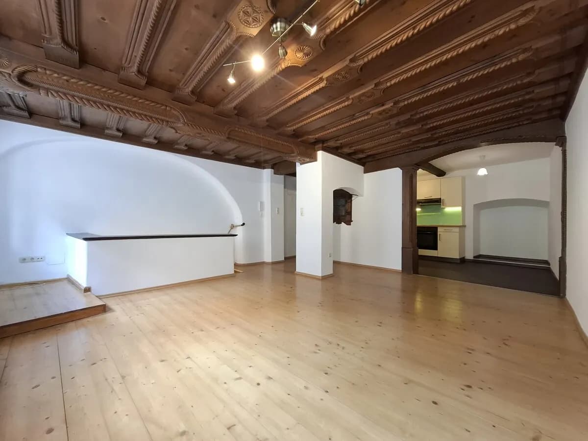 4-Zimmer-Wohnung mieten in Steyr – 110 m², € 880 – Bild 1 von 24