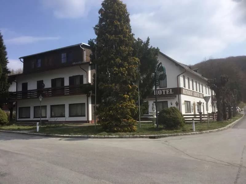 1-Zimmer-Wohnung mieten in Mödling – 24 m², € 390 – Bild 14 von 44