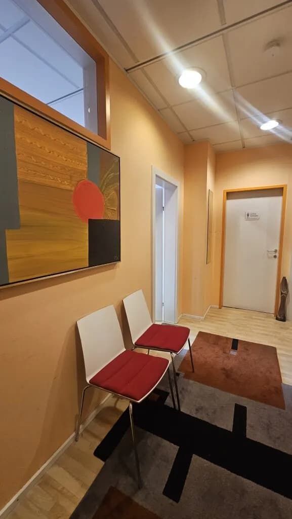 1-Zimmer-Gewerbeimmobilie mieten in Lienz – 21 m², € 360 – Bild 9 von 9