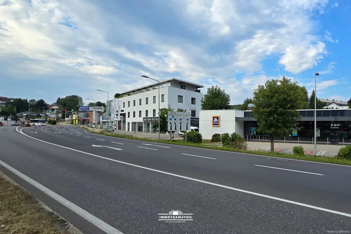 Gewerbeimmobilie kaufen in Vöcklabruck – 3 689 m², € 1.675.000 – Bild 6 von 21