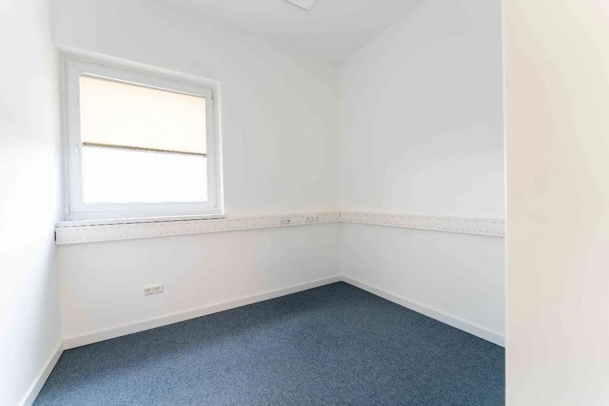 Gewerbeimmobilie mieten in Wels-Land – 161 m², € 1.700 – Bild 5 von 13