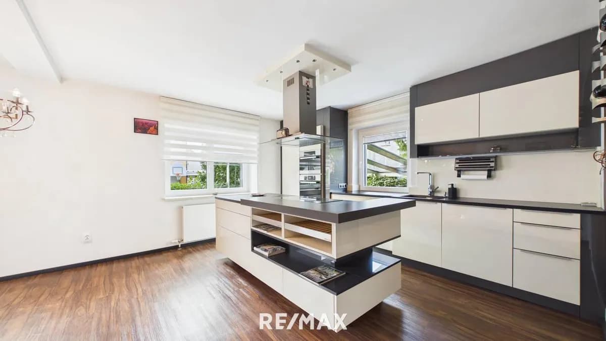 6-Zimmer-Gewerbeimmobilie kaufen in Linz Land – 207 m², € 598.000 – Bild 6 von 24