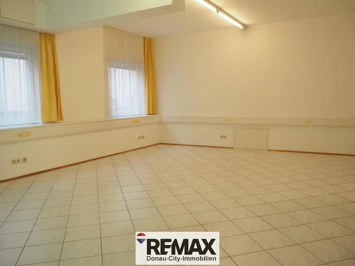 6-Zimmer-Gewerbeimmobilie mieten in Wien – 150 m², € 2.140 – Bild 3 von 13
