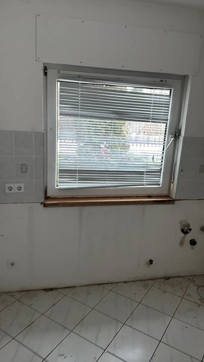 4-Zimmer-Haus kaufen in Baden – 160 m², € 50.000 – Bild 7 von 30