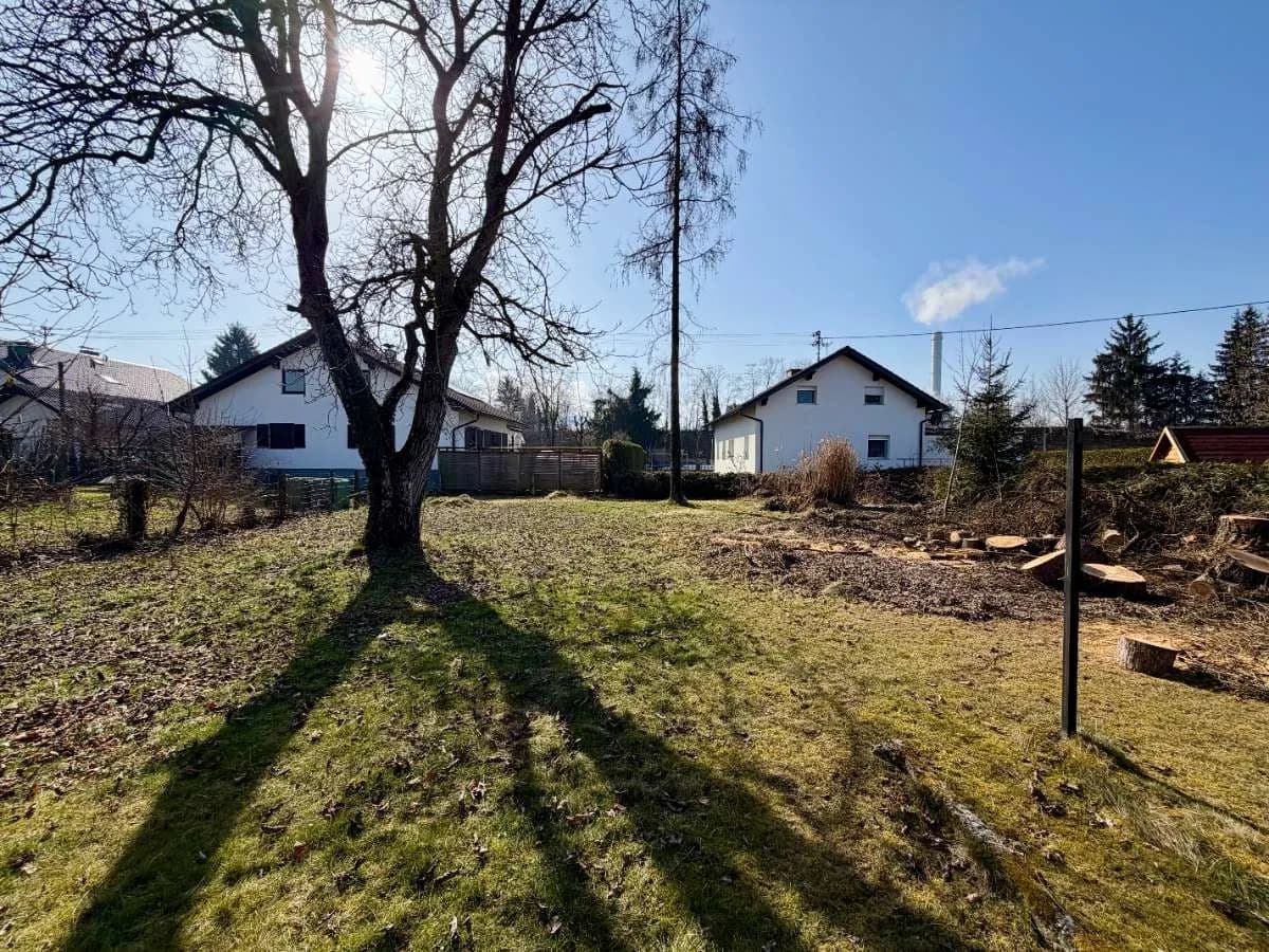 Grundstück kaufen in Gmunden – 1 020 m², € 240.000 – Bild 6 von 29