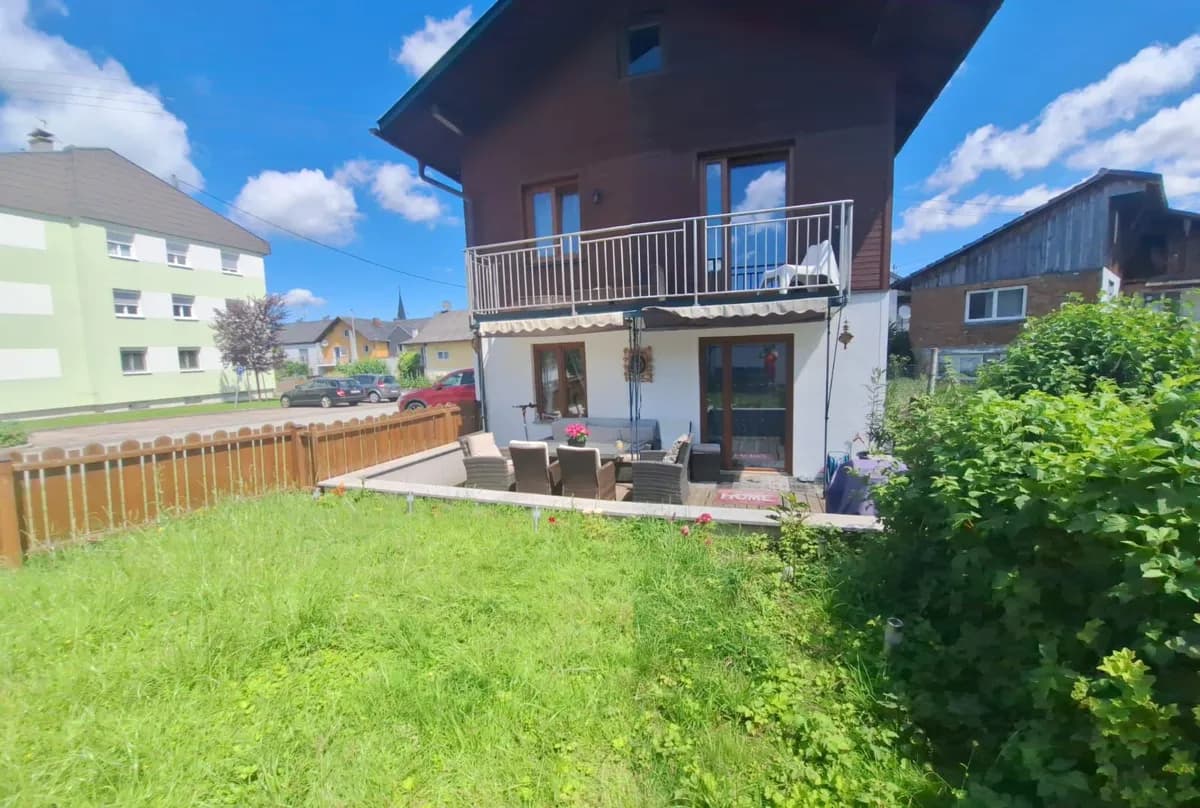 5-Zimmer-Haus mieten in Schärding – 120 m², € 1.000 – Bild 1 von 11