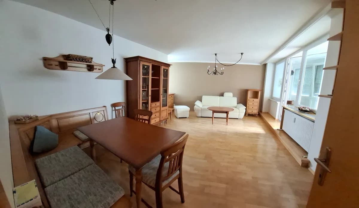 2-Zimmer-Wohnung mieten in Wels – 69 m², € 975 – Bild 1 von 9