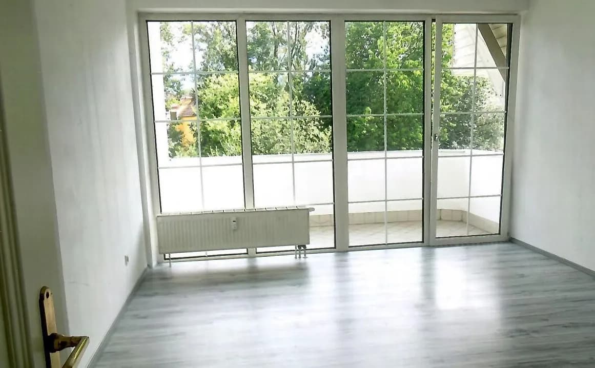 4-Zimmer-Wohnung mieten in Salzburg-Umgebung – 77 m², € 1.490 – Bild 1 von 11