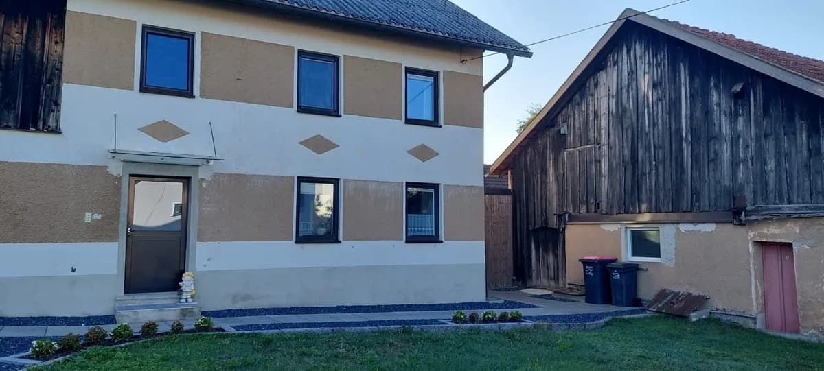 8-Zimmer-Immobilie mieten in Grieskirchen – 130 m², € 1.200 – Bild 2 von 9