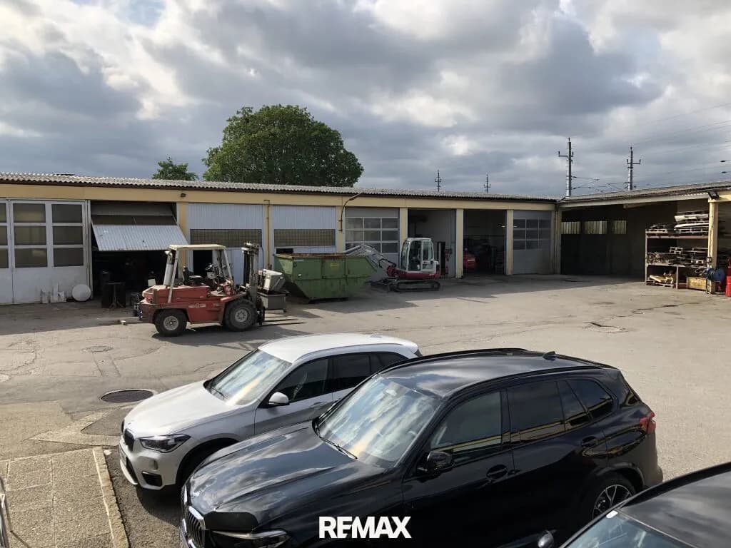 Gewerbeimmobilie kaufen in Amstetten – 3 237 m², € 650.000 – Bild 9 von 13