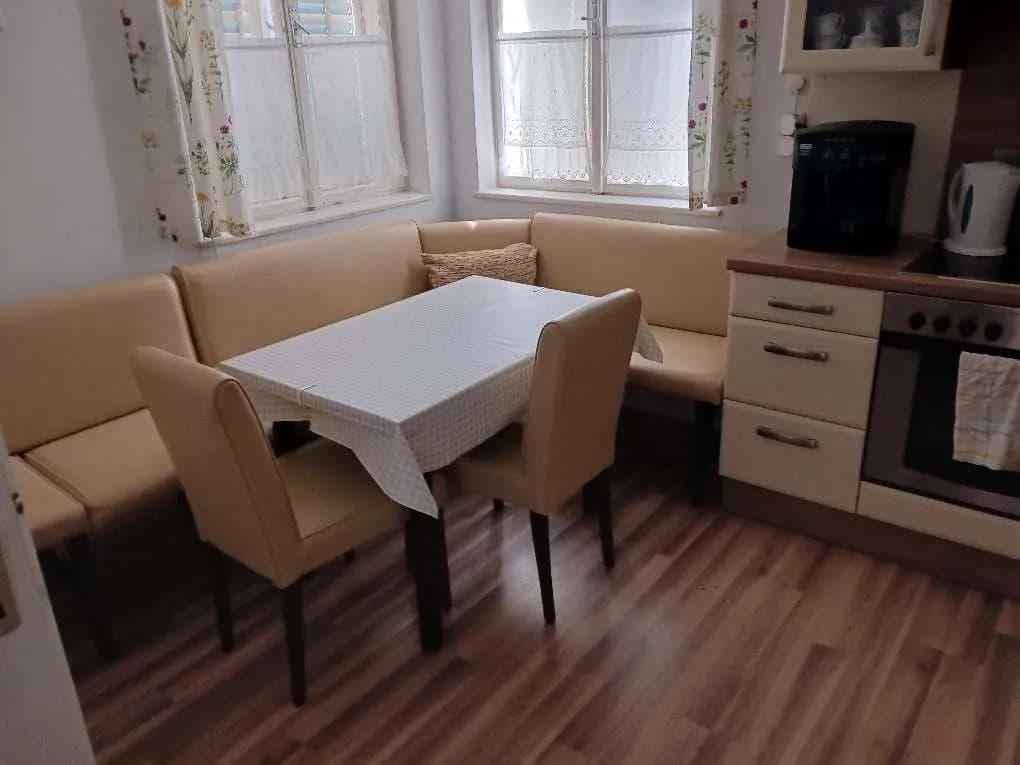 4-Zimmer-Wohnung mieten in Oberpullendorf – 100 m², € 750 – Bild 2 von 6