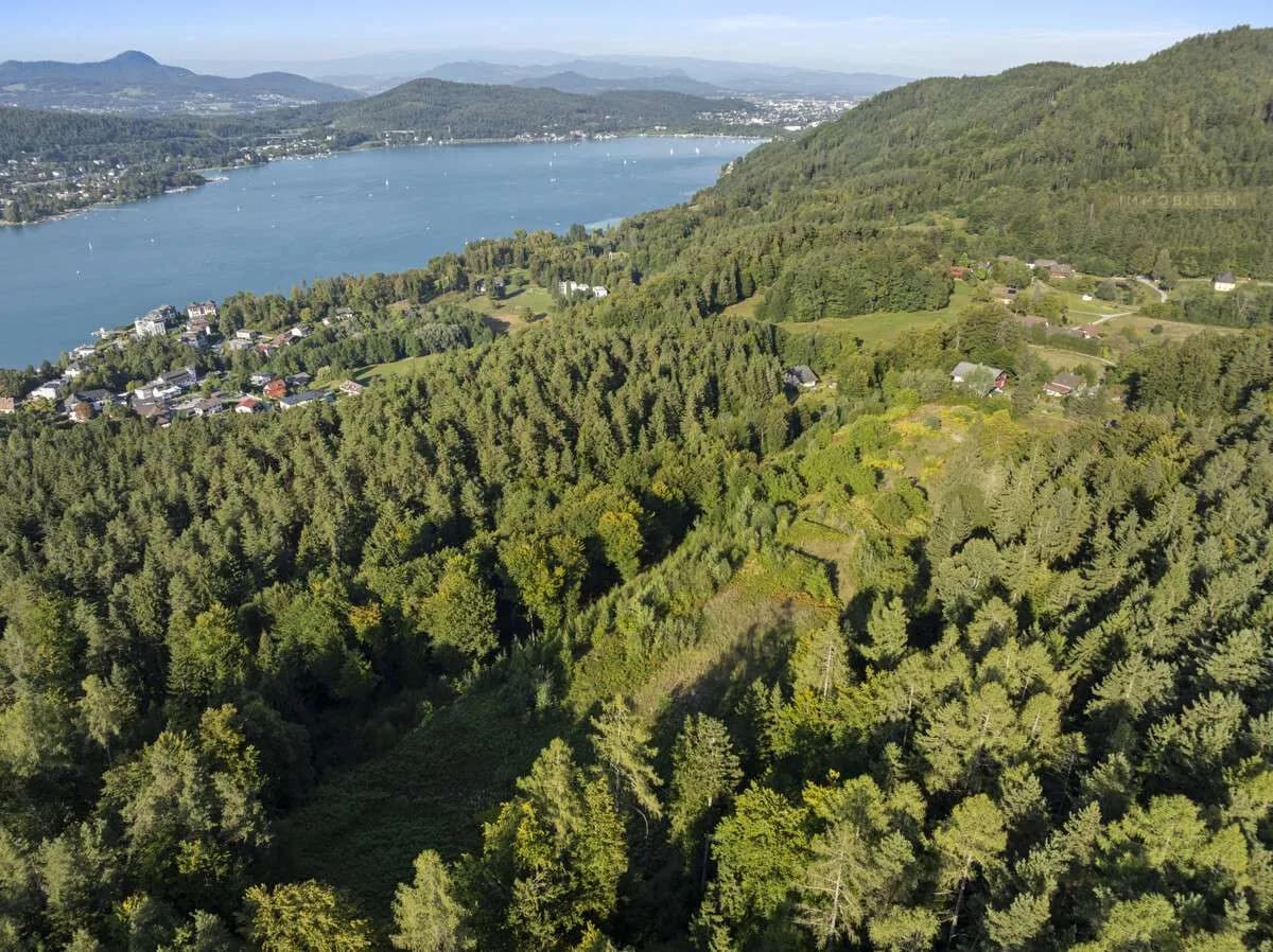 Grundstück kaufen in Klagenfurt Land – 33 147 m²