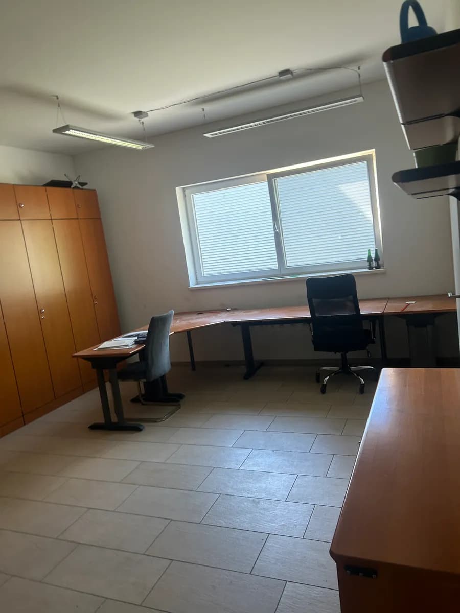Gewerbeimmobilie mieten in Grieskirchen – 660 m², € 3.600 – Bild 10 von 20