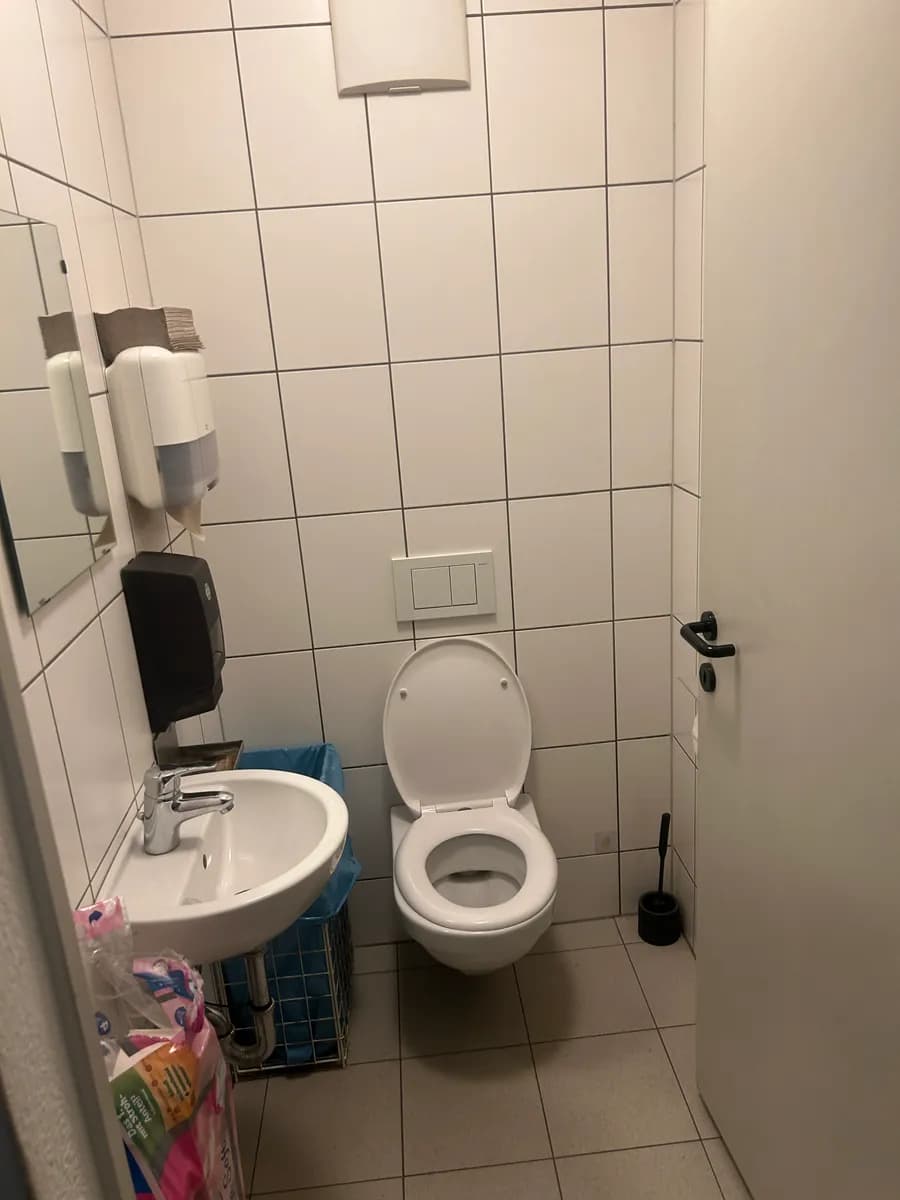 Gewerbeimmobilie mieten in Grieskirchen – 660 m², € 3.600 – Bild 18 von 20