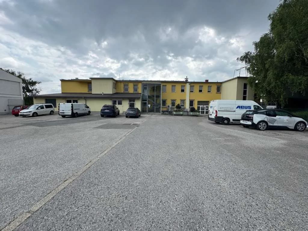 Gewerbeimmobilie mieten in Wien – 500 m² – Bild 1 von 6