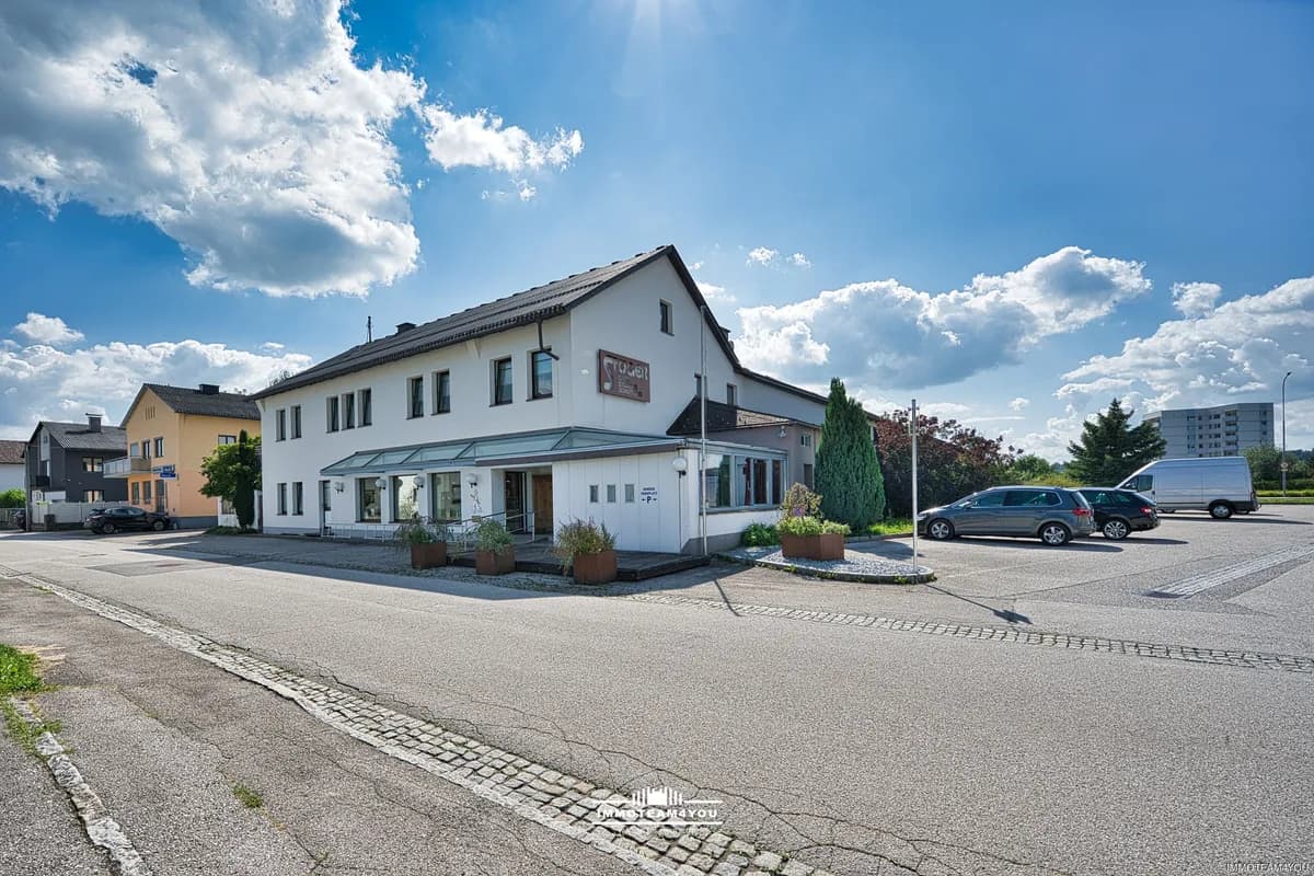 Haus kaufen in Vöcklabruck – 352 m², € 989.000 – Bild 10 von 41