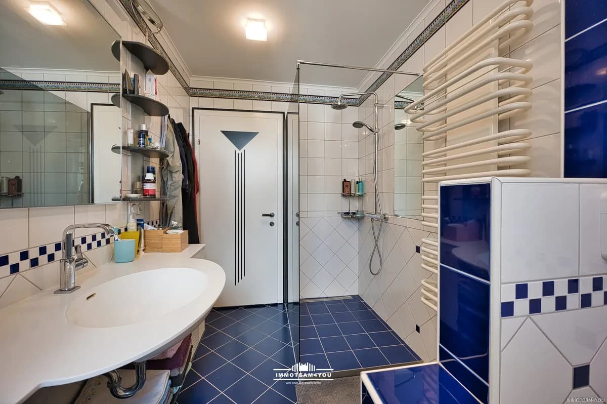 Haus kaufen in Vöcklabruck – 352 m², € 989.000 – Bild 30 von 41