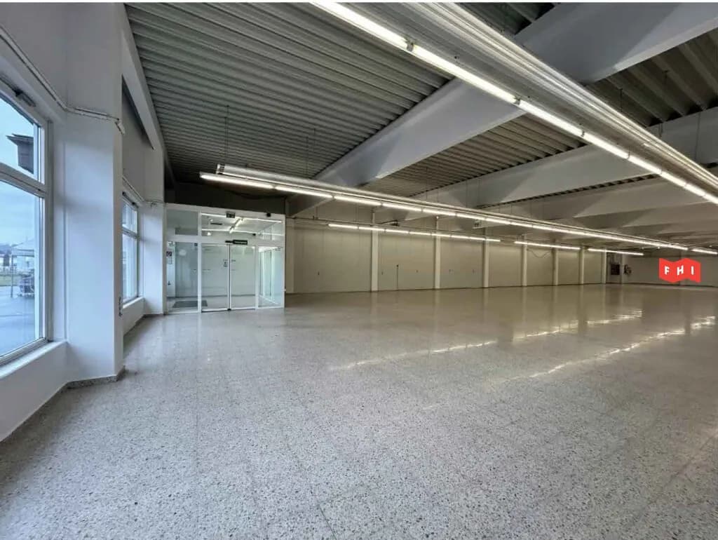 Gewerbeimmobilie mieten in Oberwart – 763 m², € 6.400 – Bild 9 von 13