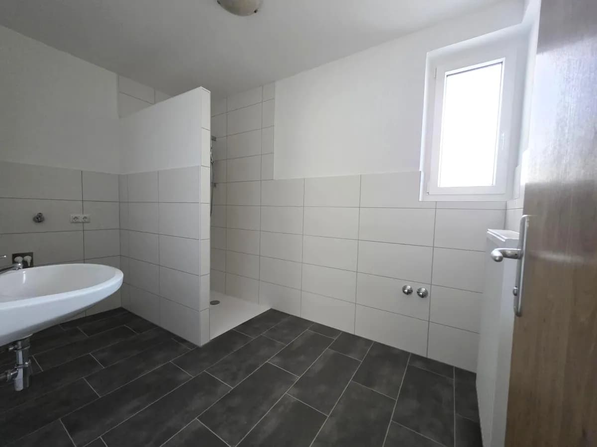3-Zimmer-Wohnung mieten in Steyr-Land – 93 m², € 852 – Bild 7 von 8