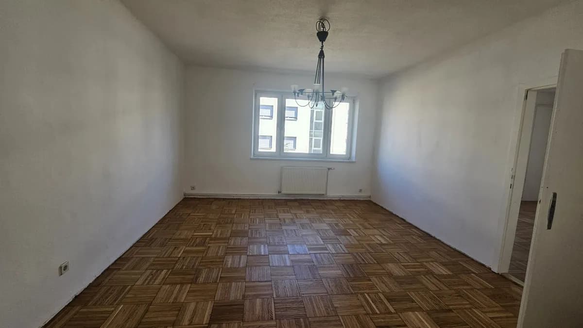 4-Zimmer-Wohnung mieten in Wiener Neustadt – 109 m², € 882 – Bild 2 von 7