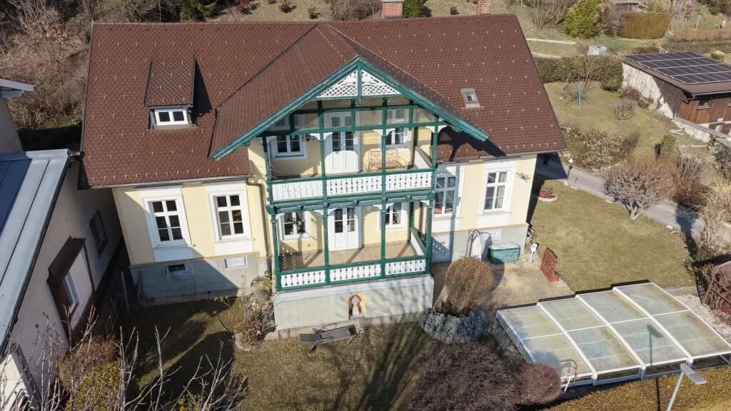 Immobilie kaufen in Neunkirchen – 280 m², € 698.000 – Bild 1 von 31