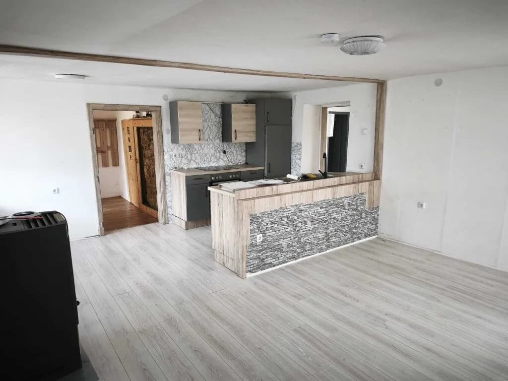 3-Zimmer-Haus kaufen in Zwettl – 80 m², € 78.000 – Bild 2 von 18
