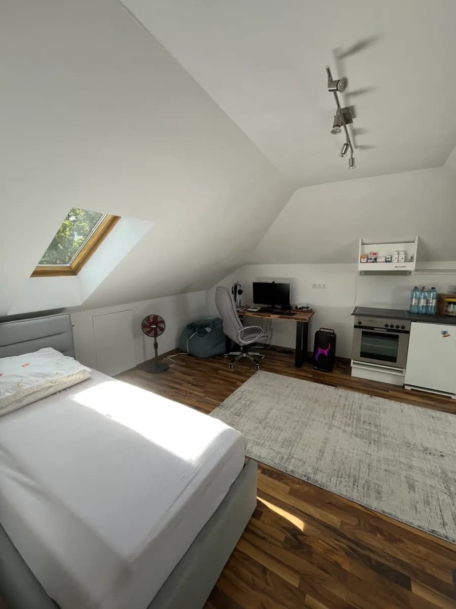 1-Zimmer-Wohnung mieten in Wiener Neustadt Land – 38 m², € 450 – Bild 2 von 3