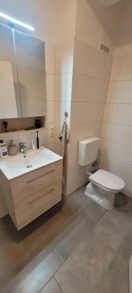 1-Zimmer-Wohnung mieten in Linz – 36 m², € 475 – Bild 7 von 8