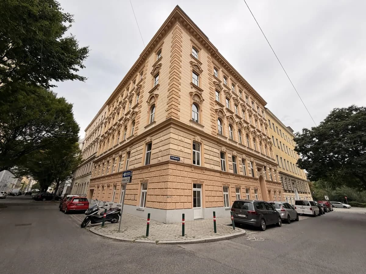 Gewerbeimmobilie mieten in Wien – 113 m², € 1.465