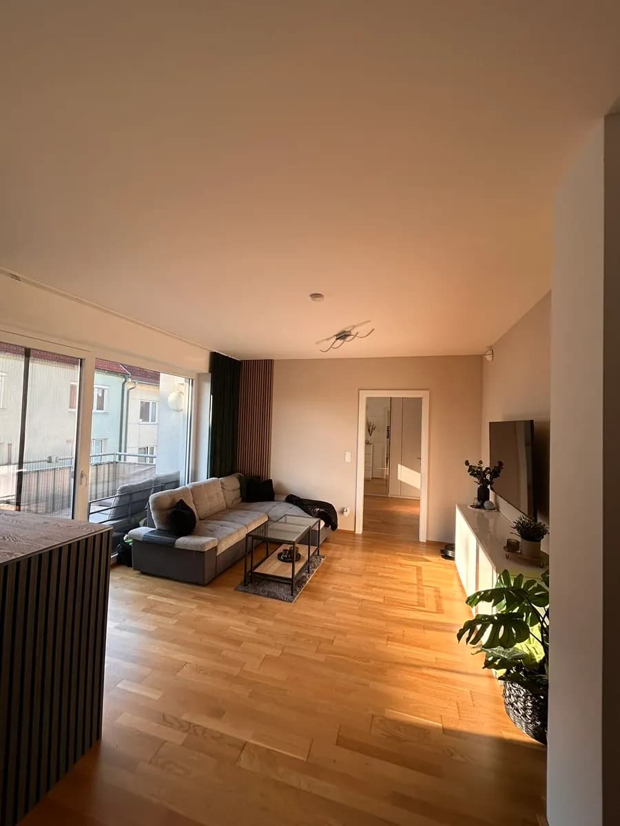 2-Zimmer-Wohnung mieten in Wiener Neustadt – 59 m², € 890 – Bild 2 von 5