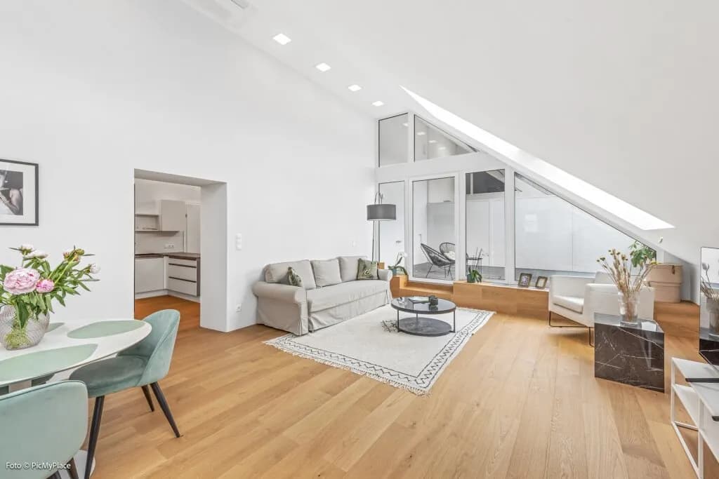 2-Zimmer-Wohnung mieten in Wien – 83,57 m², € 2.200 – Bild 1 von 13