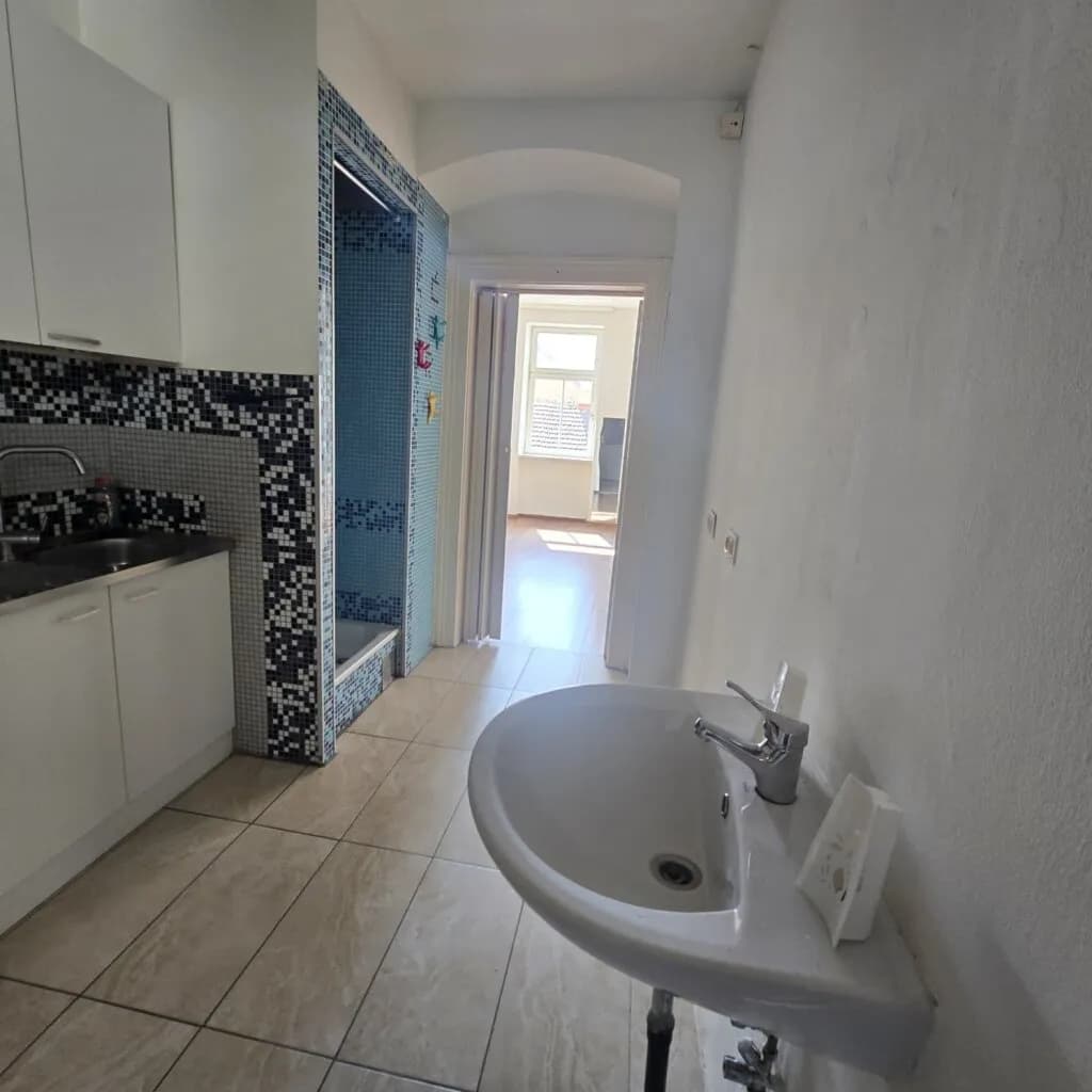 1-Zimmer-Wohnung mieten in Wien – 30,24 m², € 333 – Bild 12 von 13